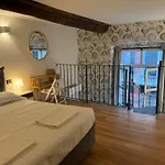 New Apartment With Balcony