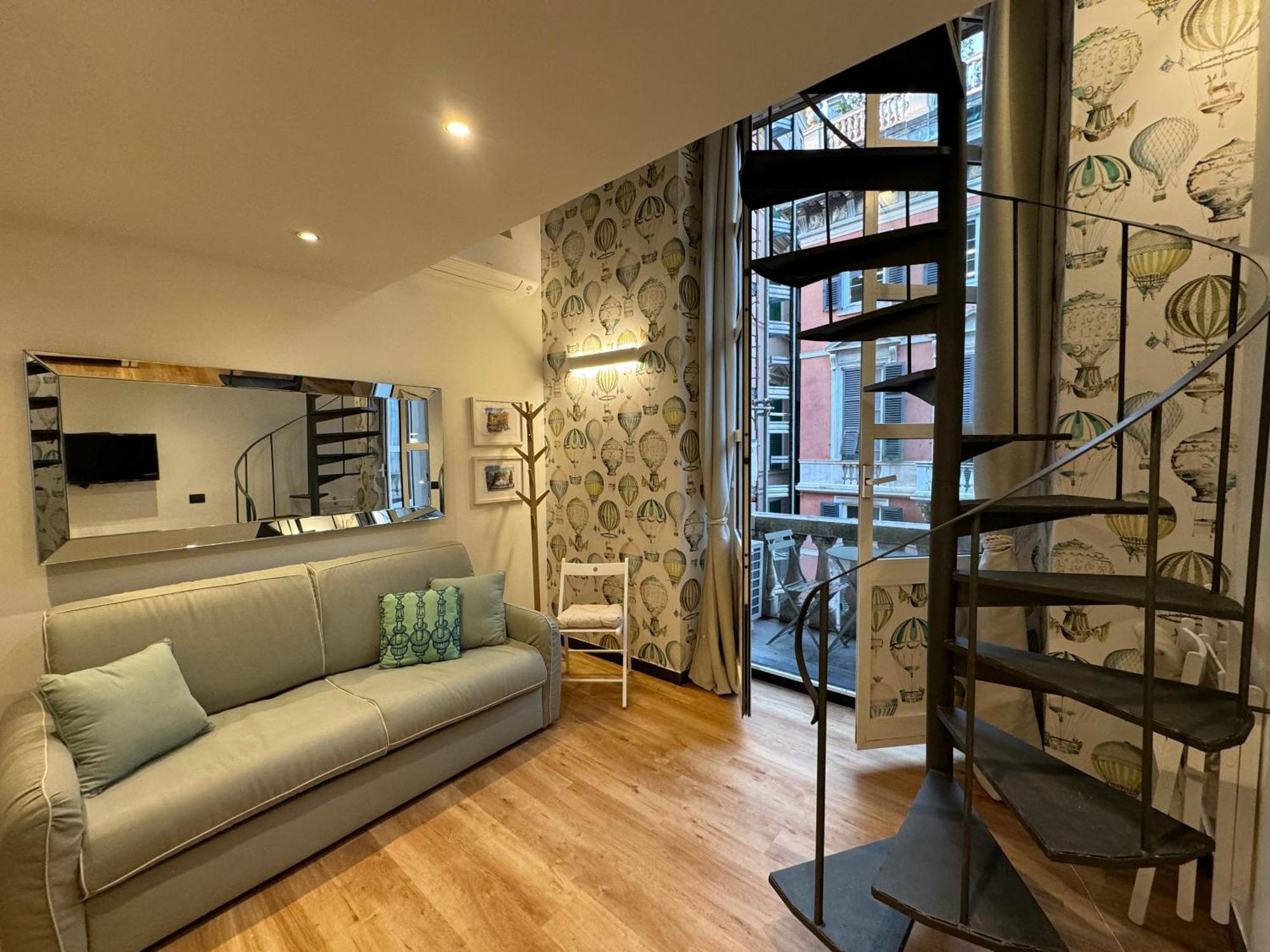 New With Balcony Appartement Genua