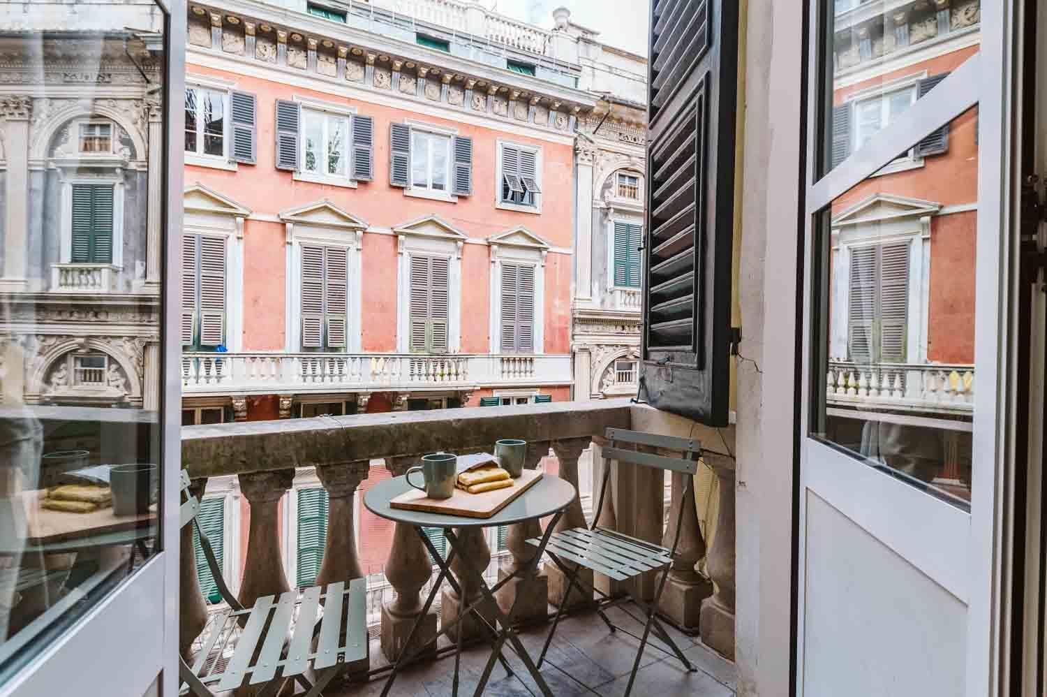 New With Balcony Appartement Genua
